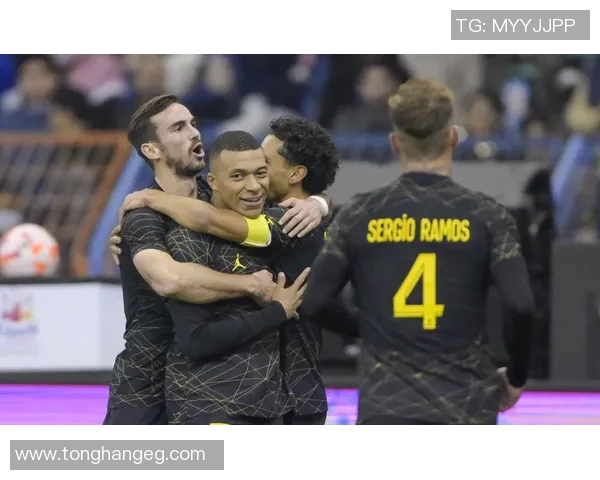 足球明星庆祝胜利的经典手势瞬间视频集锦